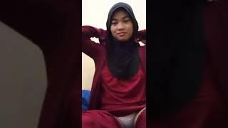 BIGO live cewek jilbab kerekam kelihatan putihnya