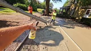 The EASIEST WAY to pour Concrete | BROOM n ZOOM Concrete Driveway