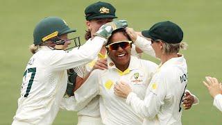 'Heart rate pumping': King's tense last over in Ashes classic | Women's Ashes 2023