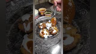 Barish mey Aloo Tikki Chaat ? Kicking off the weekend right!