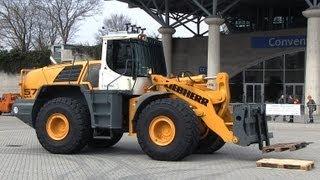 The world's biggest remote controlled rc Wheel Loader FPV setup