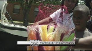 Demopolis police officer reaches out to community with popsicles