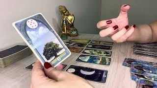 O que SENTE quando ME VÊ? O que acha que você SENTE por ele/ela? TAROT ️