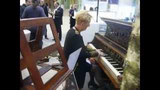 Jouer sur un Piano PLEYEL de 1855