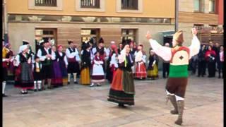 EVENTS - Asturian traditional folk dance - May 2012 - Oviedo (Spain)