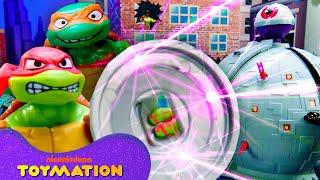 Ninja Turtles GIANT Robot Battle & Rescue! ️ | TMNT Toys | Toymation