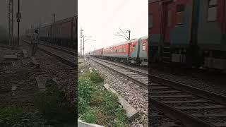 Humsafar Special Train ️️️️️#shorts #viral #youtubeshorts #indianrailways #trending