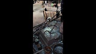 Construction is underway. The machine sounds like a thousand taels of gold. Forging blanks. Forging