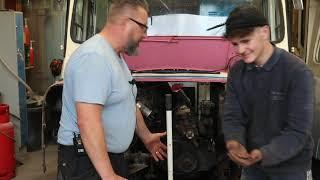 WHITBY MORRISON ICE CREAM VAN ENGINE CHANGE   (BEDFORD CA) EPISODE 1.