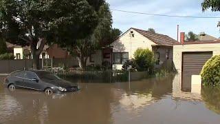 Thousands of Shepparton homes inundated