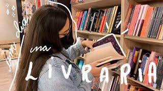 UM DIA COMIGO NA LIVRARIA comprando livros  vlog na livraria!