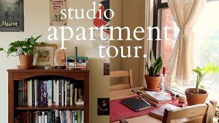 studio apartment tour // cozy, bookish, plants, dark academia