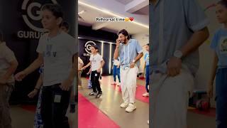 Rehearsal time️#kashishpatel #netrapatel #shakyshaky #rehersal #dancepractice #practicetime