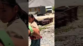 kisi se bhi uljhne ka man nhi krta #trendingshorts #lehladakhtourism #leh #kulluvalley #kallu #trend