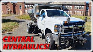 Our 2020 Chevy Silverado 6500 Got Central Hydraulics!