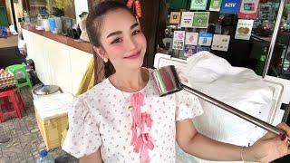 LIVE Street Café - Welcome Family  Ploysai Coffee Lady in Bangkok Thailand - Thai Street Food