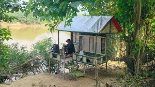 CAMPING Di HUTAN || MEMBANGUN SHELTER DARI BAMBU SEDERHANA DI TEPI SUNGAI