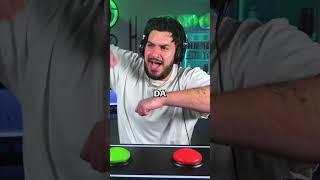 Majed reacts to MONTAGEM TOMADA