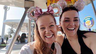 Met onze vrienden en kids naar Disney's Magic Kingdom  | Vloggloss 3607