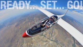 Two gliders race head-to-head above the desert #FullGliderFlight