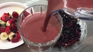 Easy RAW Berry Mylkshake ~ VeRAWonica ~ The Foodie Food Girl