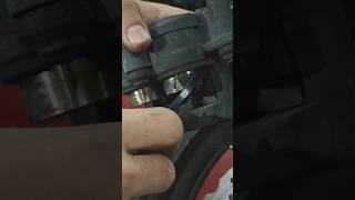 Brakes cleaning (Чистка тормозов) #bikerepair #motorcycle #мото #mechaniclife #механик