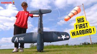 His first RC Warbird ! 11 year old Finn flies the FMS 1.4 metre F4U Corsair