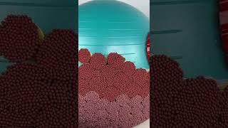 The biggest ball - matches chain reaction !