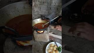 Anshu Egg Curry Bana Raha ️ #minivlog #shorts #village #egg #youtubeshorts #bihar #eggcurry #eggs