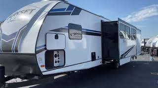 2021 CrossRoads RV Sunset Trail Super Lite 331BH Travel Trailer Walkthrough, Tri State RV, Anna IL