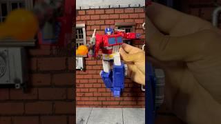 Studio Series 86 Optimus Prime review…