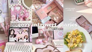 a cozy vlogliving an anime life, yum breakfast, makeup haul, desk accessories | aesthetic vlog
