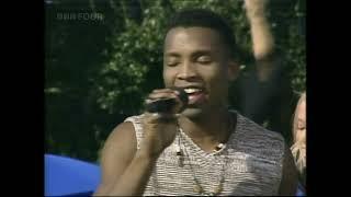 Haddaway - I Miss You - TOTP   16 12 1993