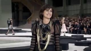 Défilé Prêt-à-Porter Printemps-Été 2011 CHANEL