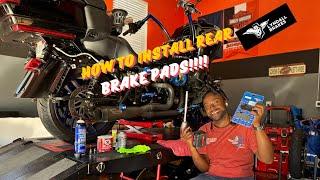 INSTALLING REAR BRAKES ON A 2020 HARLEY DAVIDSON ROAD GLIDE TOURING!!