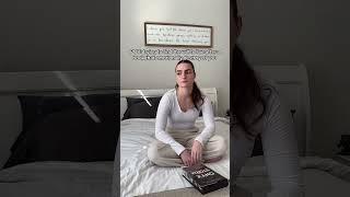 I’m still searching after this book #bookgirl #booktuber #readerscommunity