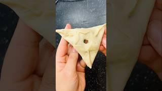 Easy samosa folding method for beginners.Watch until end!#viral#samosa#recipe Please rate 1-10🫶