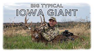 HUGE 10 Pointer! | Iowa Bowhunting Action!