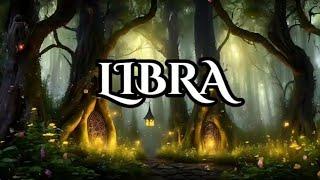 LIBRA ANIMATE A BUSCARLO, RECIBIR UN MENSAJE TUYO LE HARÁ FELIZ, AMBOS SE EXTRAÑAN, TE AMA