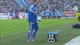 ICYMI: Marcelo Bielsa sits on a hot cup of coffee