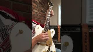FUNKY FINGERSTYLE BLUES LICK #shortsfeed #guitar