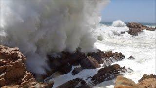 Big ocean waves crashing into rocks and exploding - HD 1080P