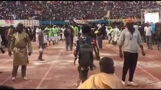 Touss spectaculaire de Balla Gaye 2 le Lion de Guédiawaye @LutteTV @lambdiaspora @Senegal7tv