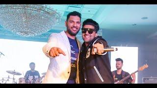 Yuvraj Singh and Guru Randhawa: cricketer and singer were dancing together on the stage.