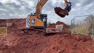 Steve Hoskin Construction CASE CX245DSR with Rototilt R6 Tiltrotator