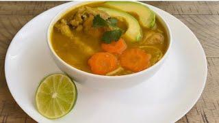 Sopa de pollo al estilo Dominicano 