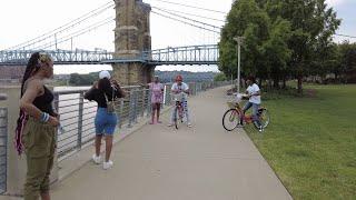 Walking parts of Smale Riverfront Park in Cincinnati Ohio 2022 | walking tour