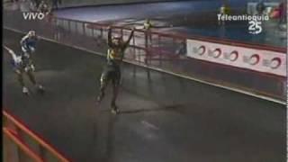 Speed Rollerblader Celebrates Early And Loses Race!