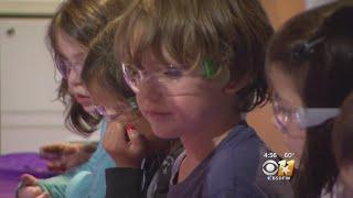 Fort Worth Museum Of Science And History Mixes It Up During Chemistry Week