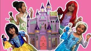 ELSA, ANNA AND RAPUNZEL PLAY WITH THEIR DREAM CASTLE | Toy Play | Princesses In Real Life Kiddyzuzaa